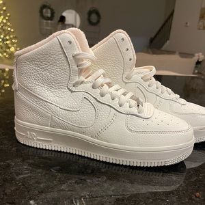 NEW never worn size 7 Nike Air Force 1 sculpt